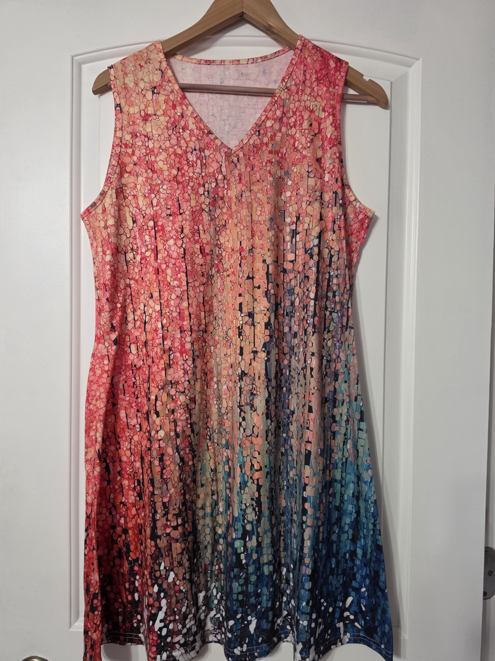 Sleeveless V-Neck Gradient Coral to Navy Print Dress